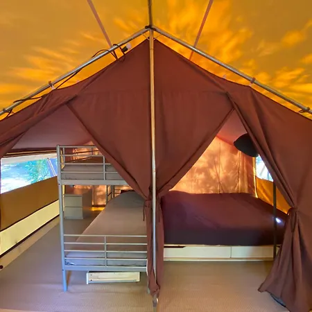 Luxury tent La Kahute - Tente Au Coeur De La Foret